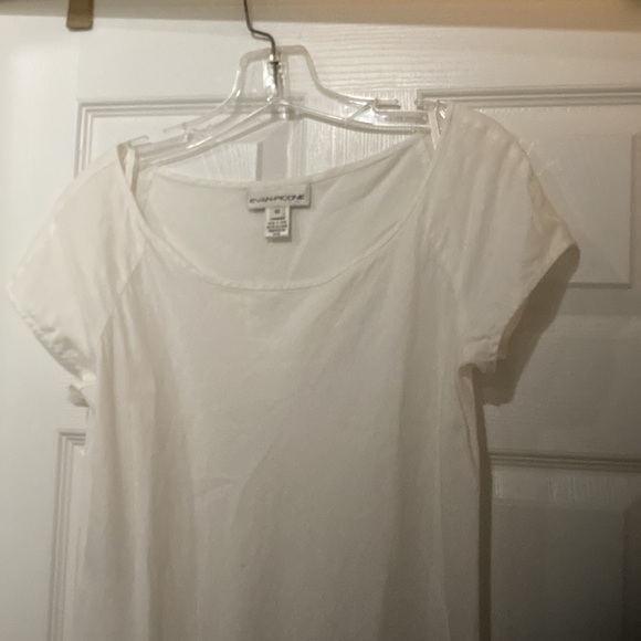 Long white linen dress - Picture 3 of 14